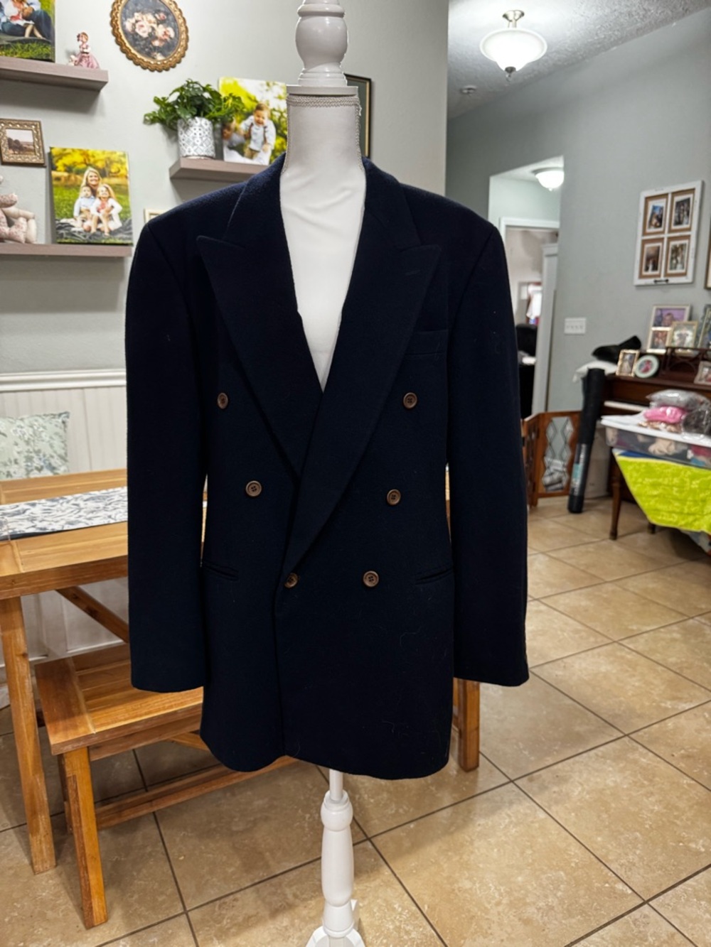 100% Cashmere Classic Double-Breasted Navy Blazer